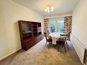 Dining room- click for photo gallery